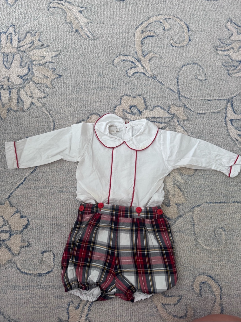 Sal and Pimenta boys holiday set. Size 12 months.